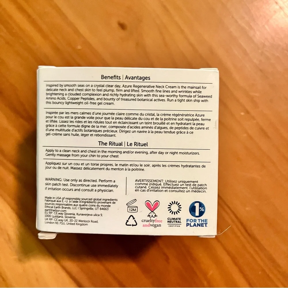 NIB Earth Harbor Azure Neck Cream